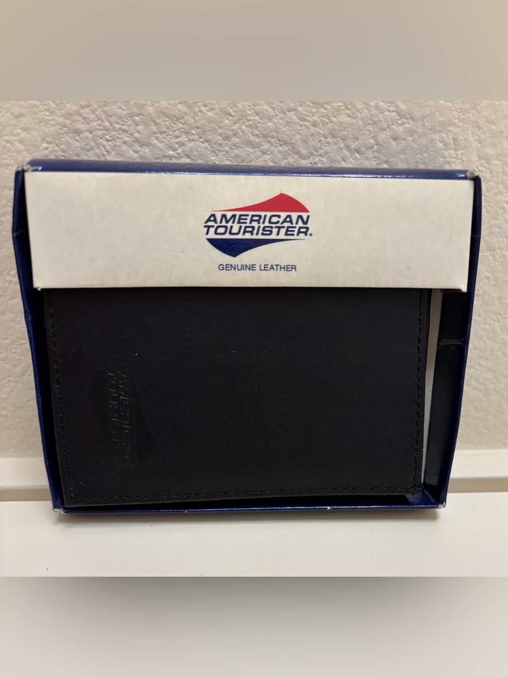 American Tourister Black Genuine Leather Card Holder